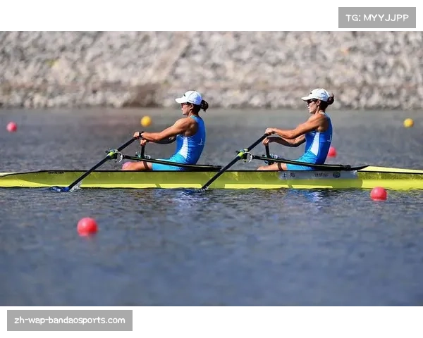 福建林伟锋主场作战 海岸赛艇混合双人双桨冲金 福建林伟锋主场作战 海岸赛艇混合双人双桨冲金